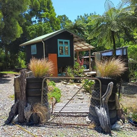 Gumboot Paradise Eco Stay Barrytown Exterior photo