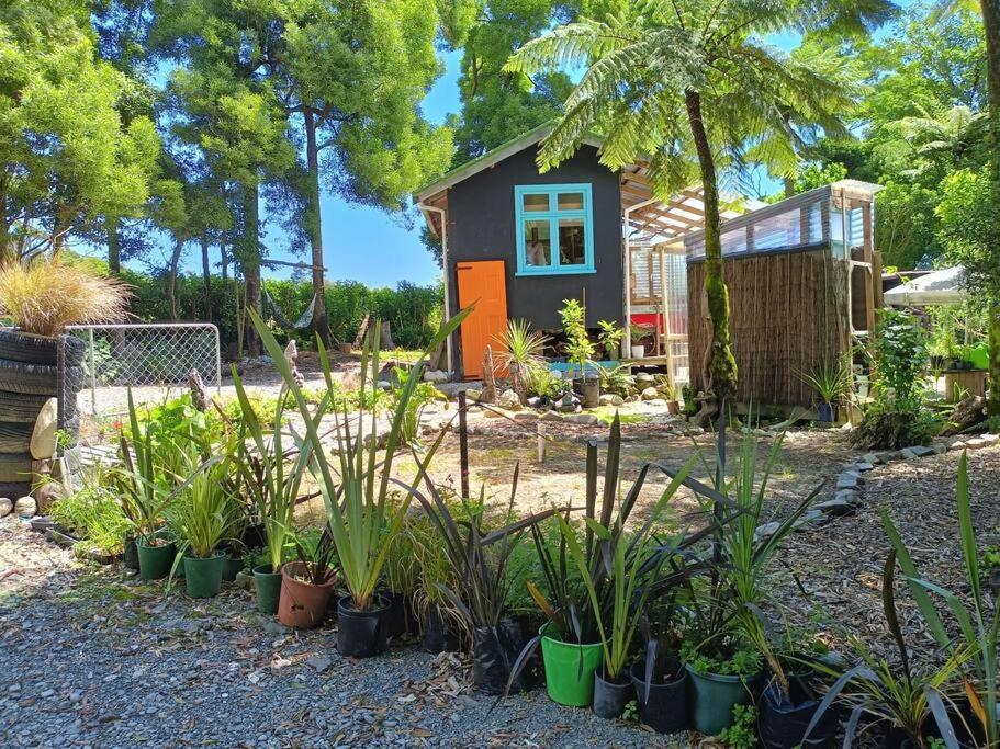 Gumboot Paradise Eco Stay Barrytown Exterior photo