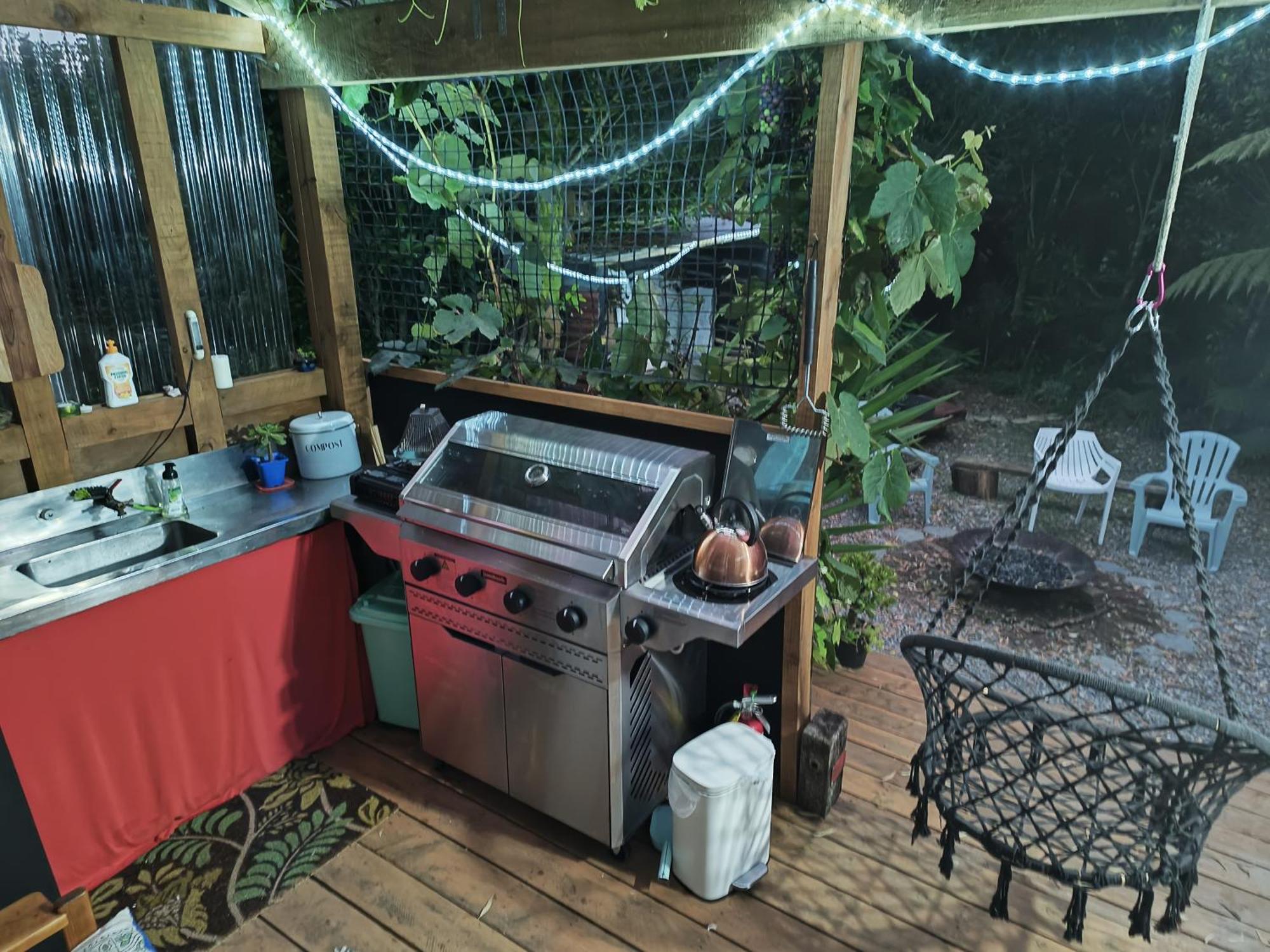 Gumboot Paradise Eco Stay Barrytown Exterior photo